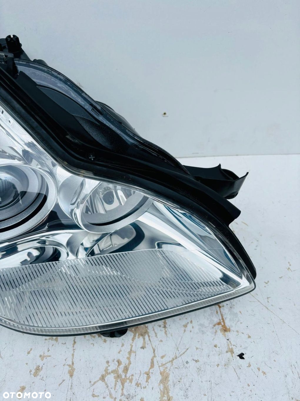LAMPA PRAWA REFLEKTOR PRAWY MERCEDES W219 BI XENON SRKĘTNY  SPRYSKIWACZ - 2