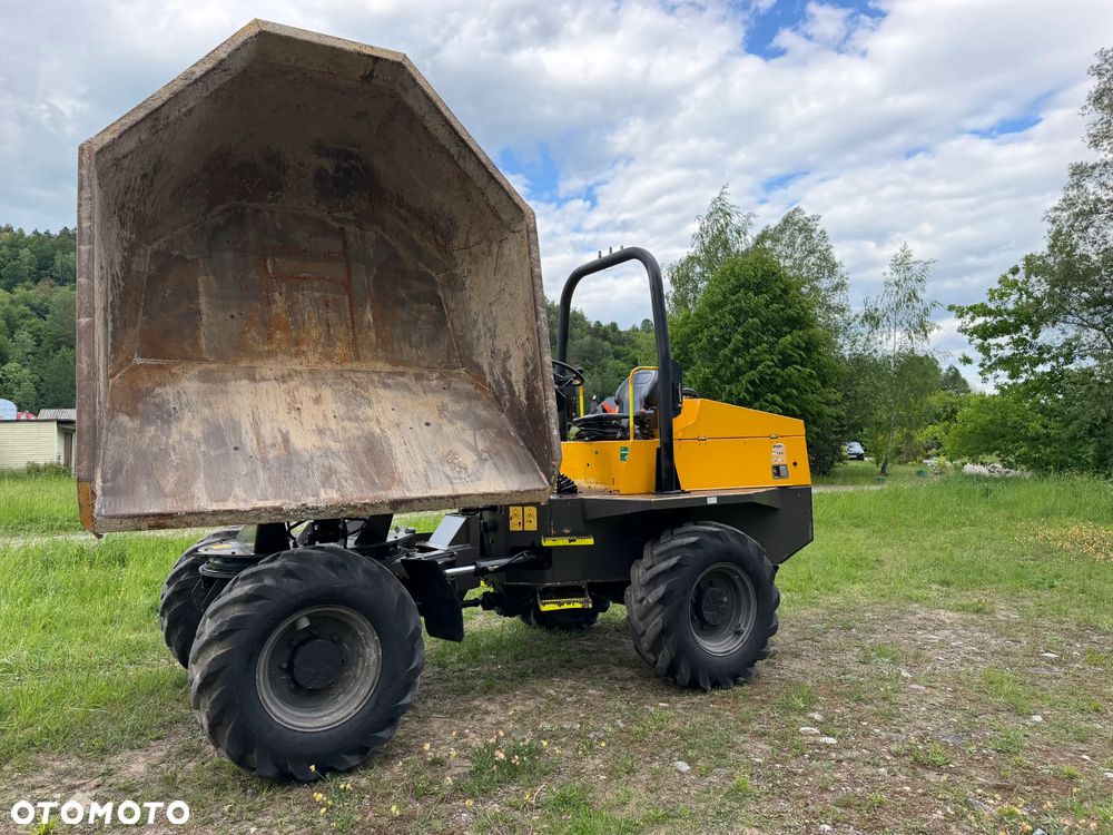 Terex Mecalac TA6s Wozidło Budowlane rolnicze wózek z Obrotową Kolebą. 6ton ładowność. 4x4. Silnik Perkins 80KM 4 cylindry. 1300 mtg. 2020 rok. Kamera z wielkim Ekranem! Jazda Rewers 3prędkości. Maszyna jak Nowa z Norweskiego Gospodarstwa! Ani deka luzów i wycieków! Hydrostatic. Pełny Oryginał. Hamulce brzytwa. Serwisy w DEKRA aktualne. Maszyna Woziła lekkie ładunki. Praktycznie zerowe zużycie. Wielka Okazja. Wszystko w pełnym Oryginale. Opony Oryginał. System fabryczny do oświetlenia! - 3