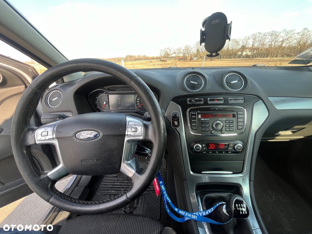 Ford Mondeo 2.0 TDCi Titanium - 10