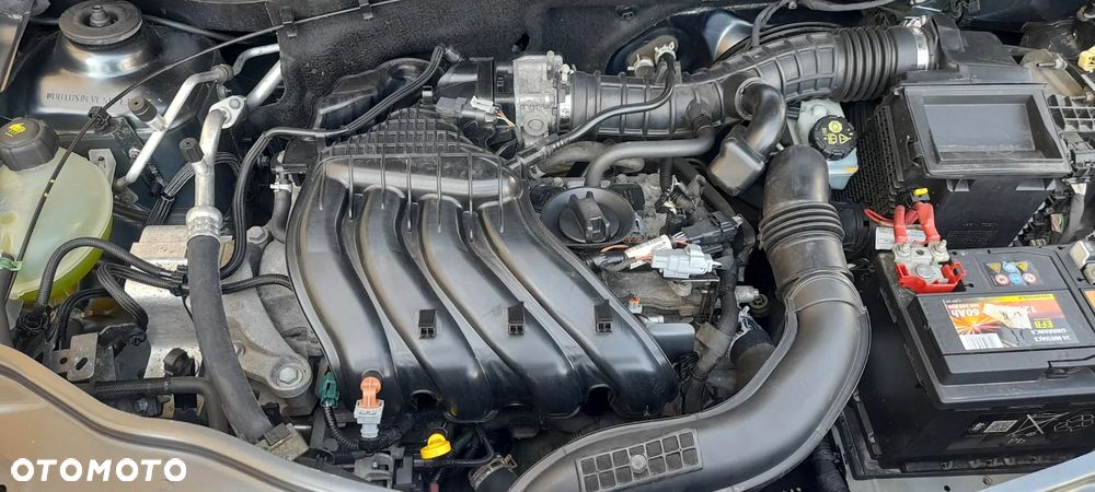 Dacia Duster 1.6 SCe Laureate S&S - 19