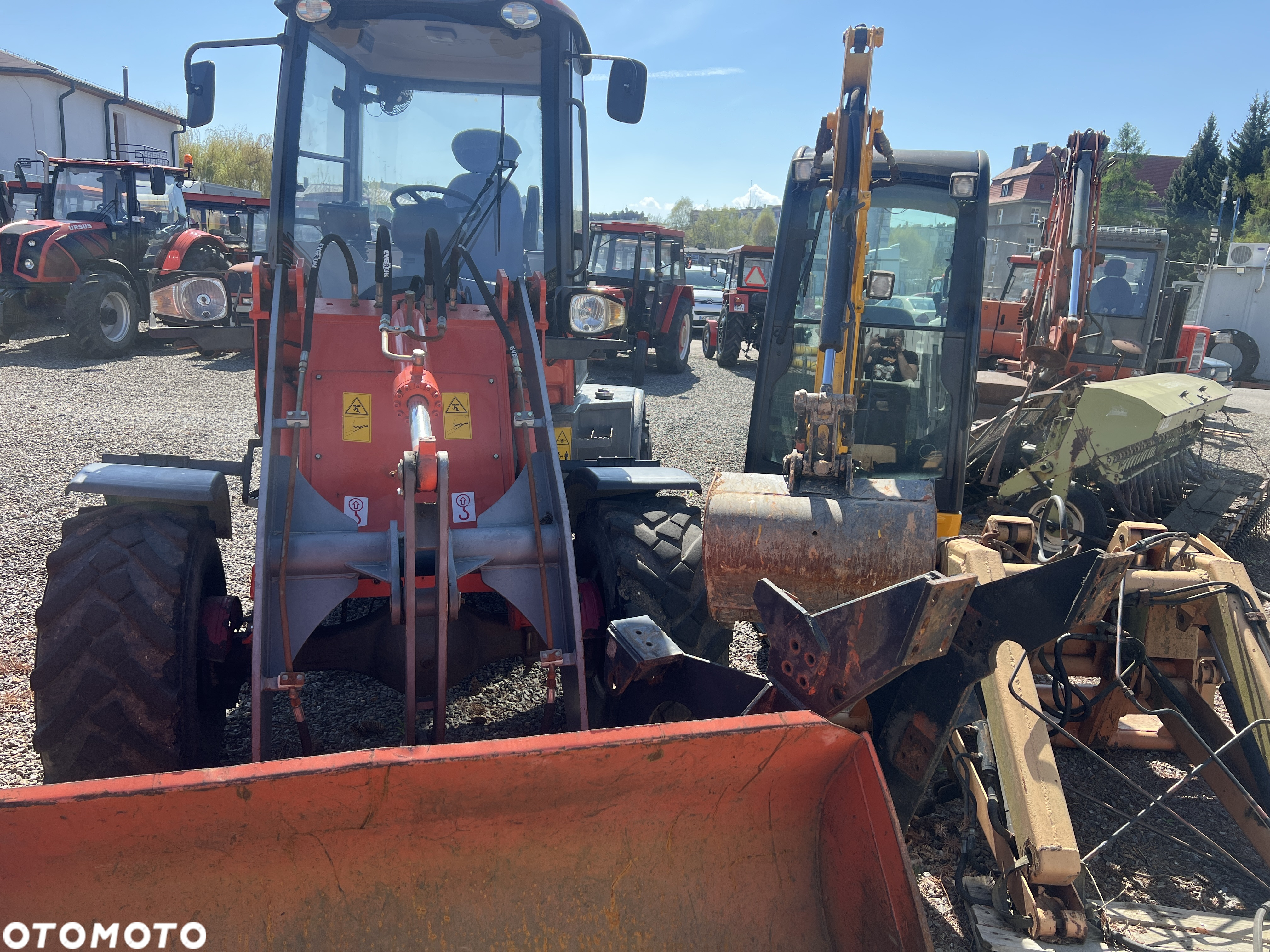 JCB 8016 - 11