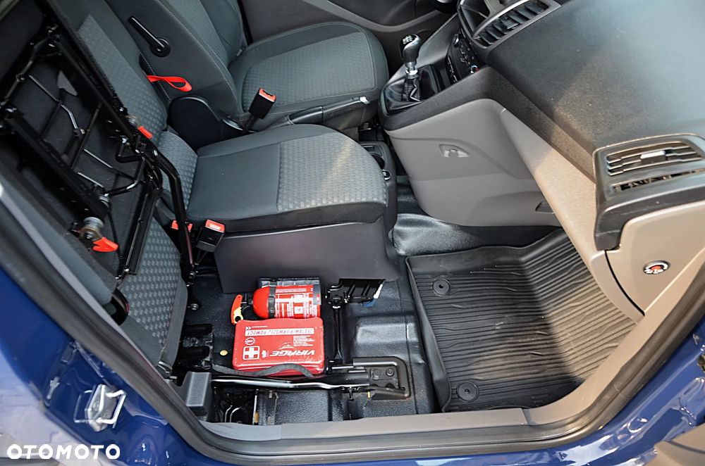 Ford TRANSIT CONNECT - 18