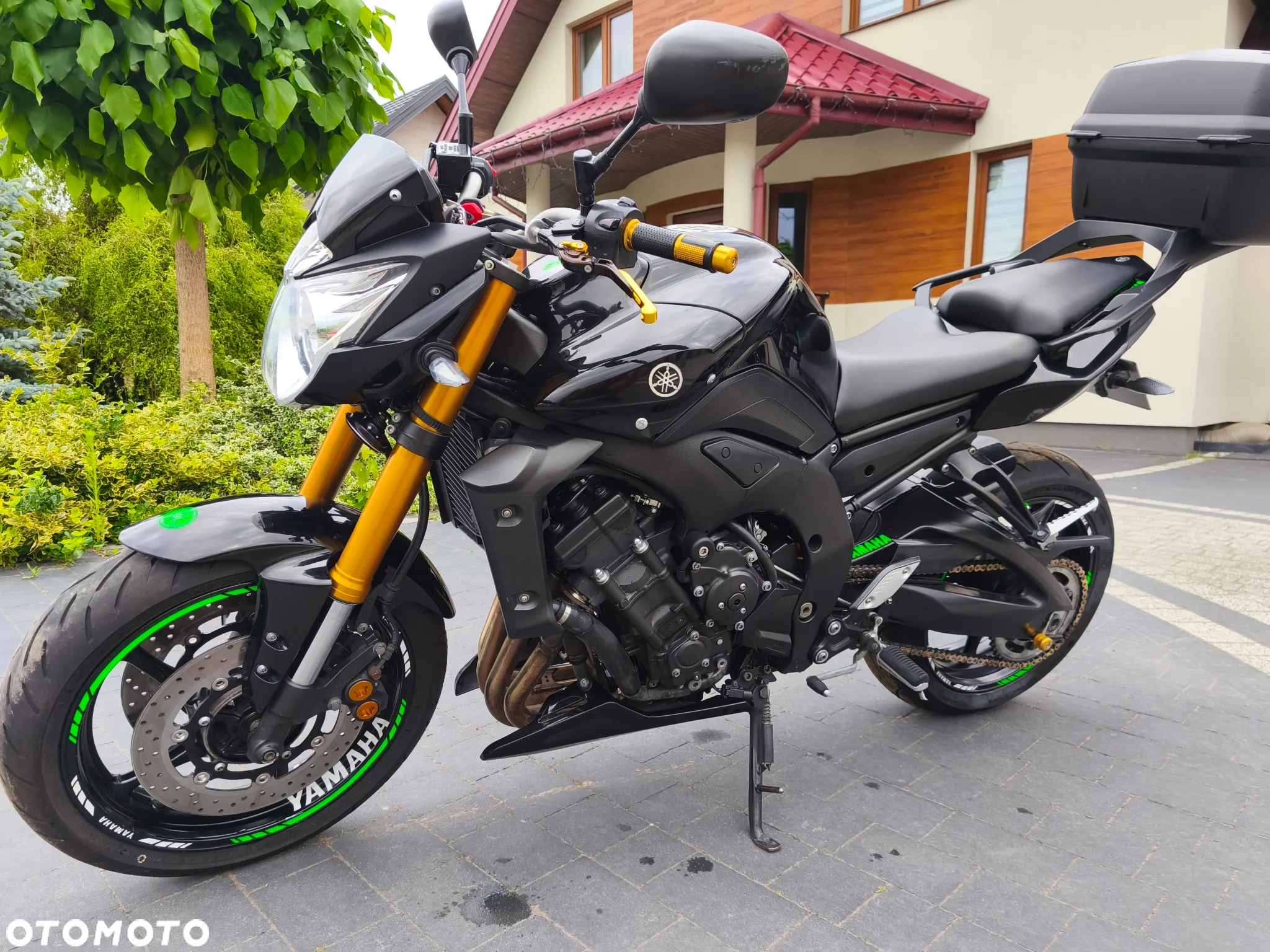 Yamaha FZ8 - 8
