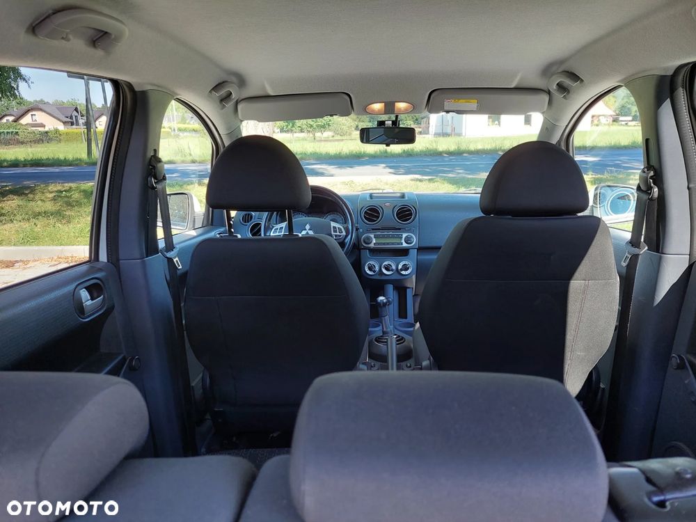 Mitsubishi Colt 1.3 Intense - 19