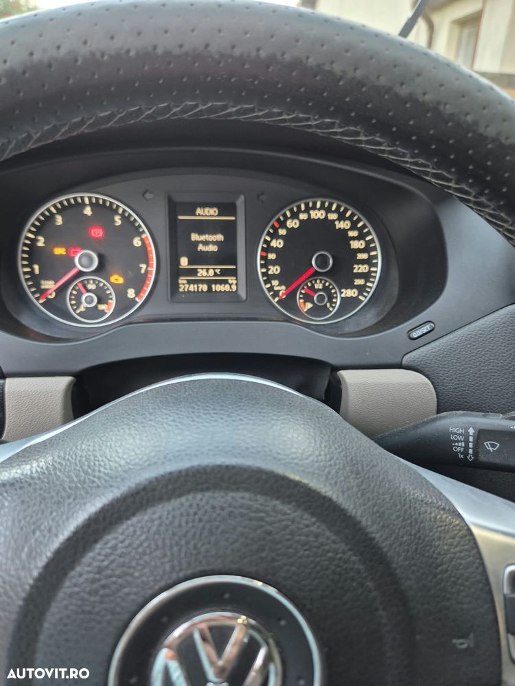 Volkswagen Jetta - 7