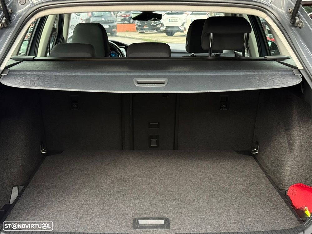 VW Golf Variant 2.0 TDi Sportline - 20