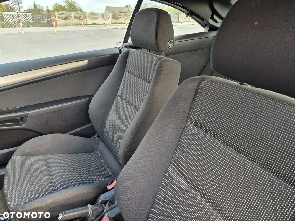 Opel Astra 1.8 Edition - 9