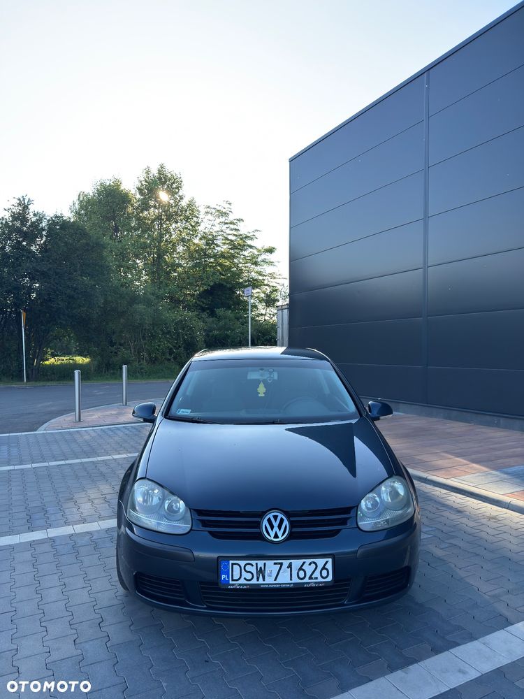 Volkswagen Golf 1.4 FSI Comfortline - 3