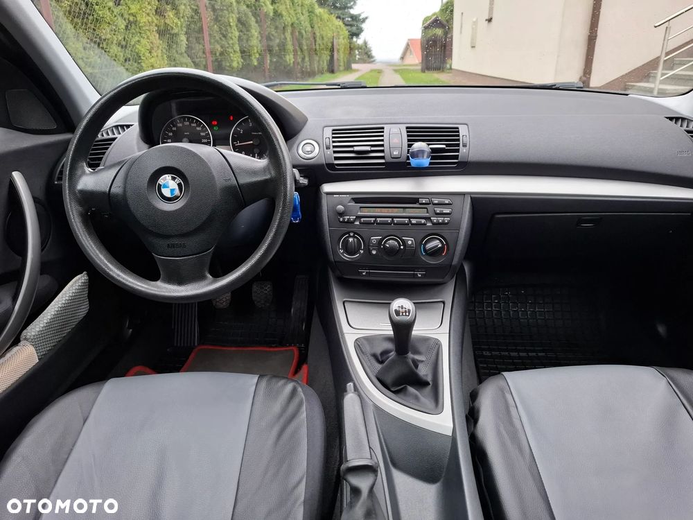 BMW Seria 1 118i - 15
