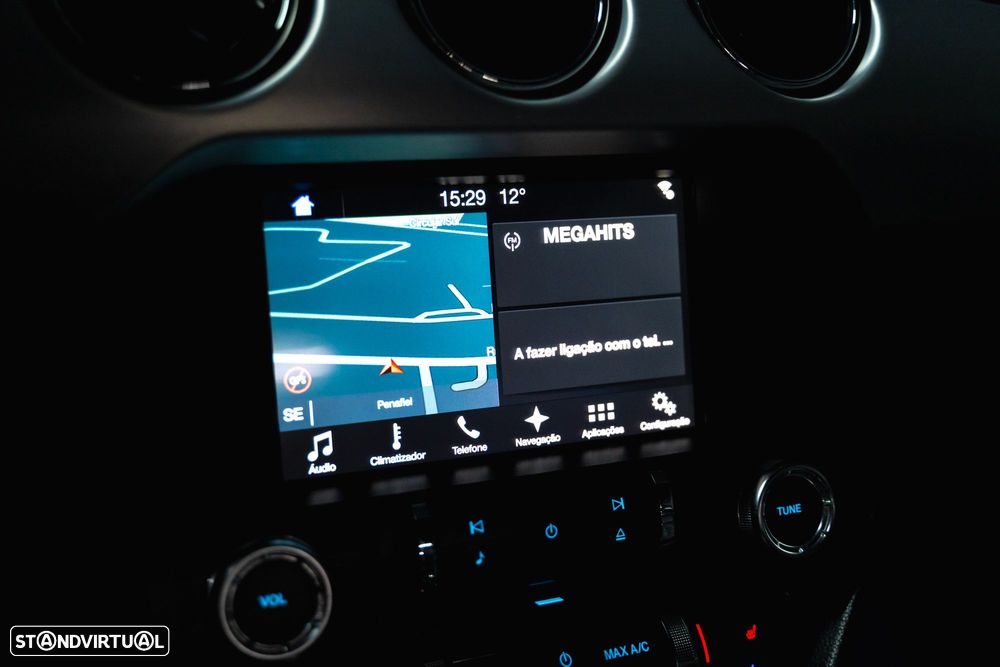 Ford Mustang 2.3i EcoBoost - 10