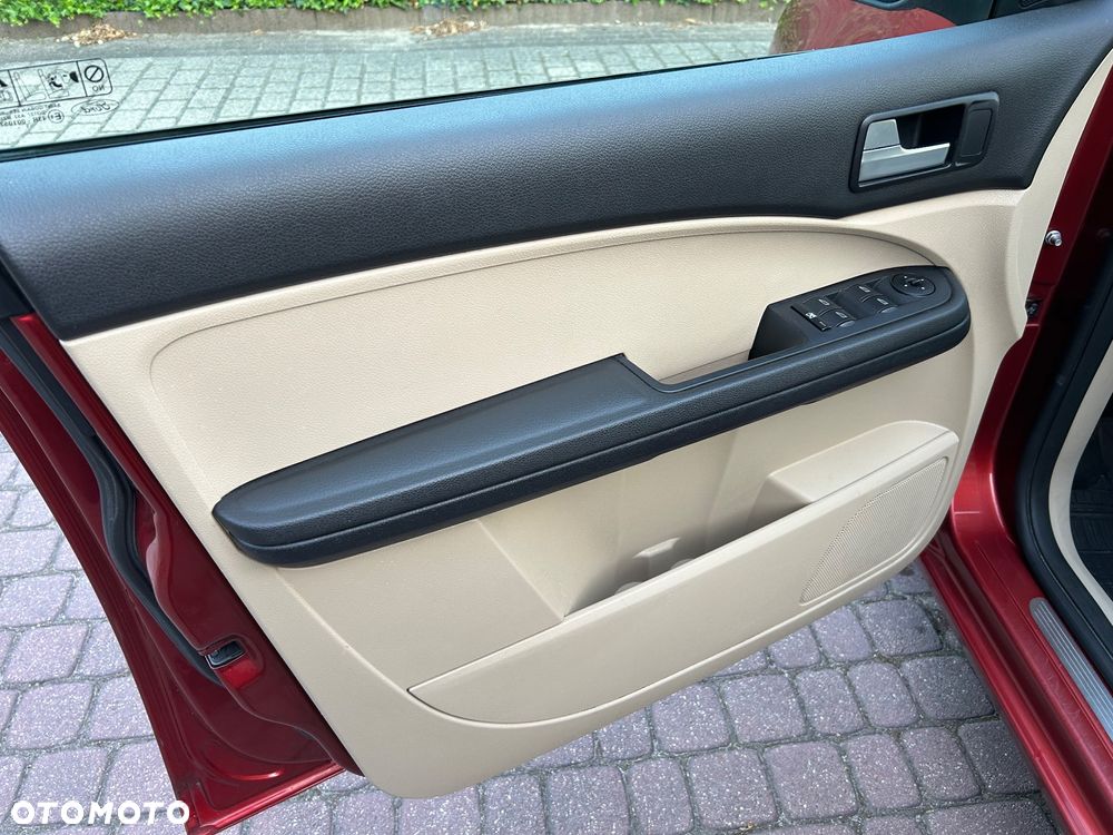 Ford Focus C-Max 1.8 Ghia - 17