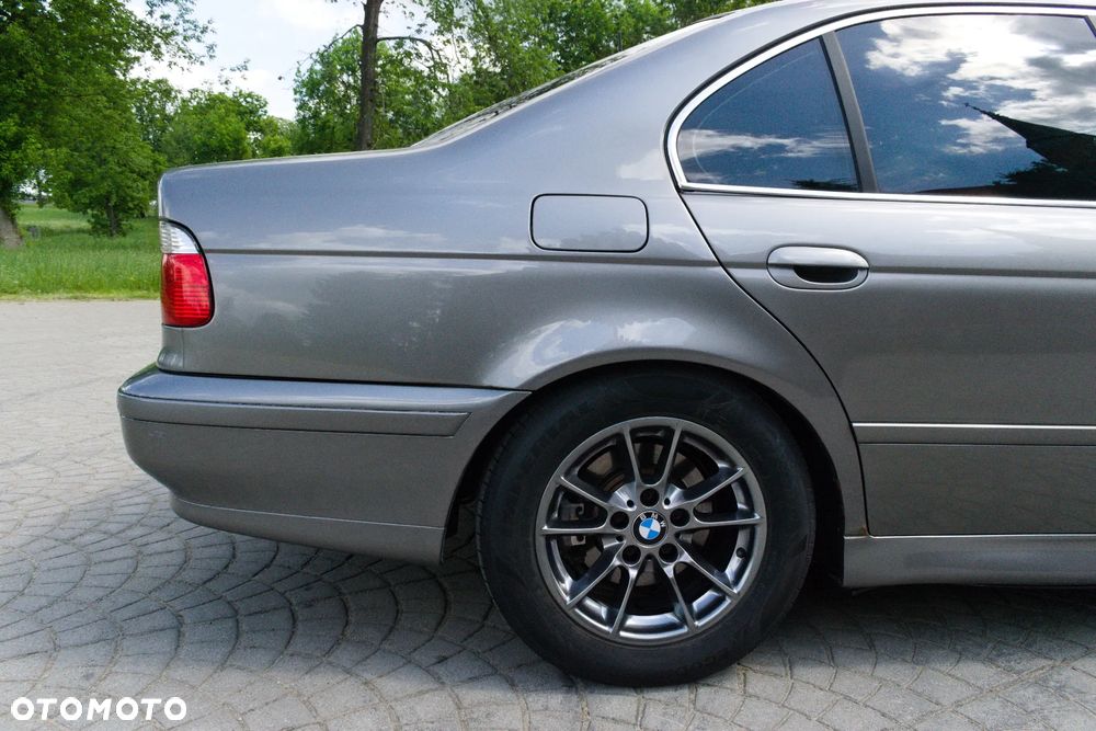BMW Seria 5 - 13