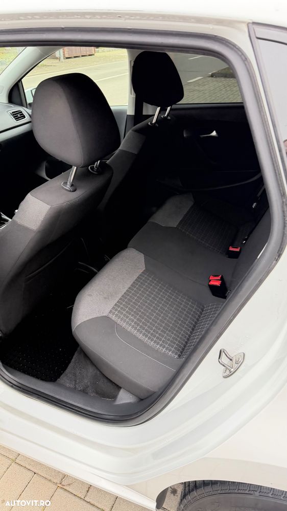 Volkswagen Polo 1.4 TDI CR BMT Comfortline - 9