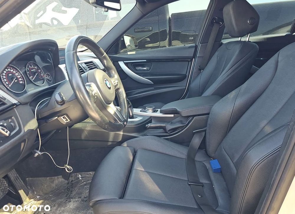 BMW Seria 3 330i Edition M Sport Shadow - 5