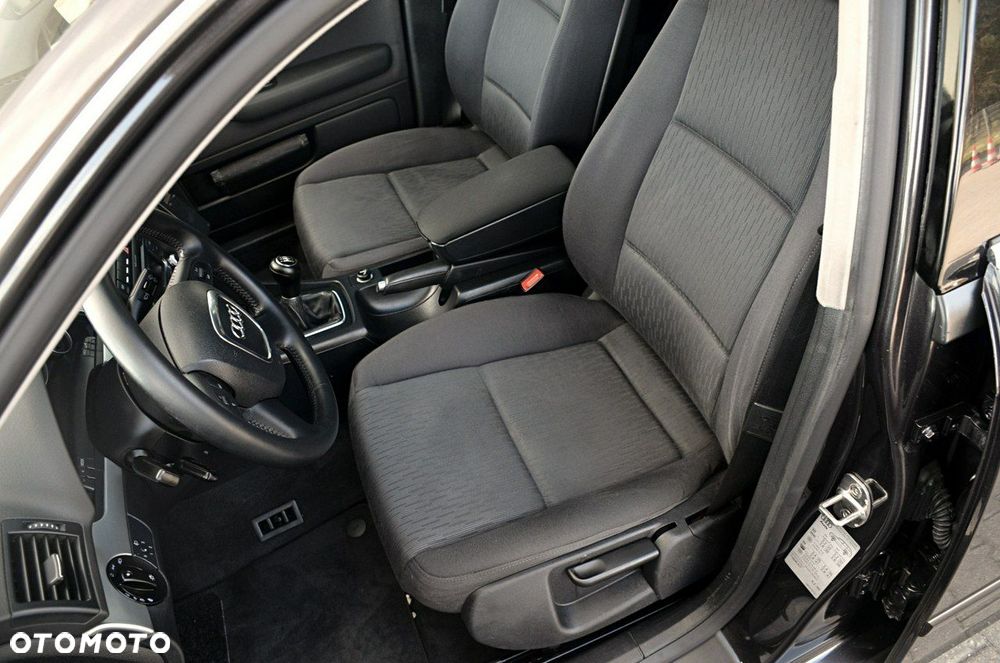 Audi A4 Avant - 15