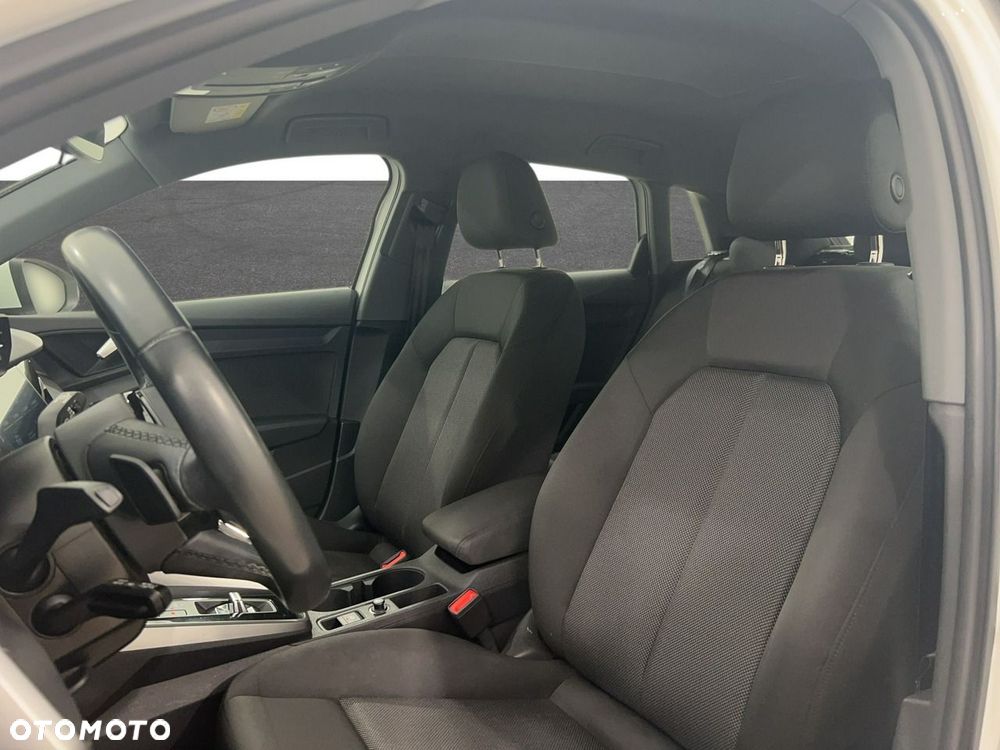 Audi A3 Sportback 35 TFSI mHEV S tronic - 16