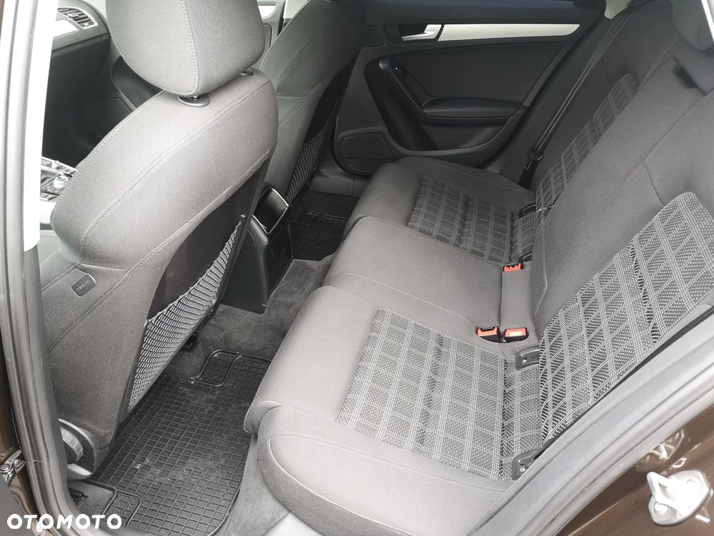 Audi A4 Avant 1.8 TFSI Attraction - 25