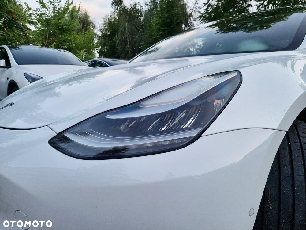 Tesla Model 3 Langstreckenbatterie Allradantrieb Dual Motor - 10
