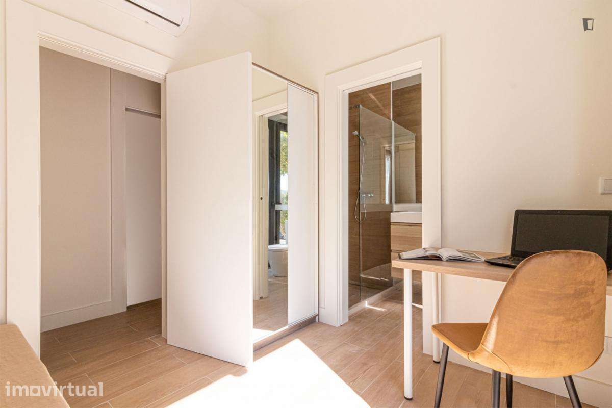 Quarto - localizado em Chelas Lisbon - Grande imagem: 3/20