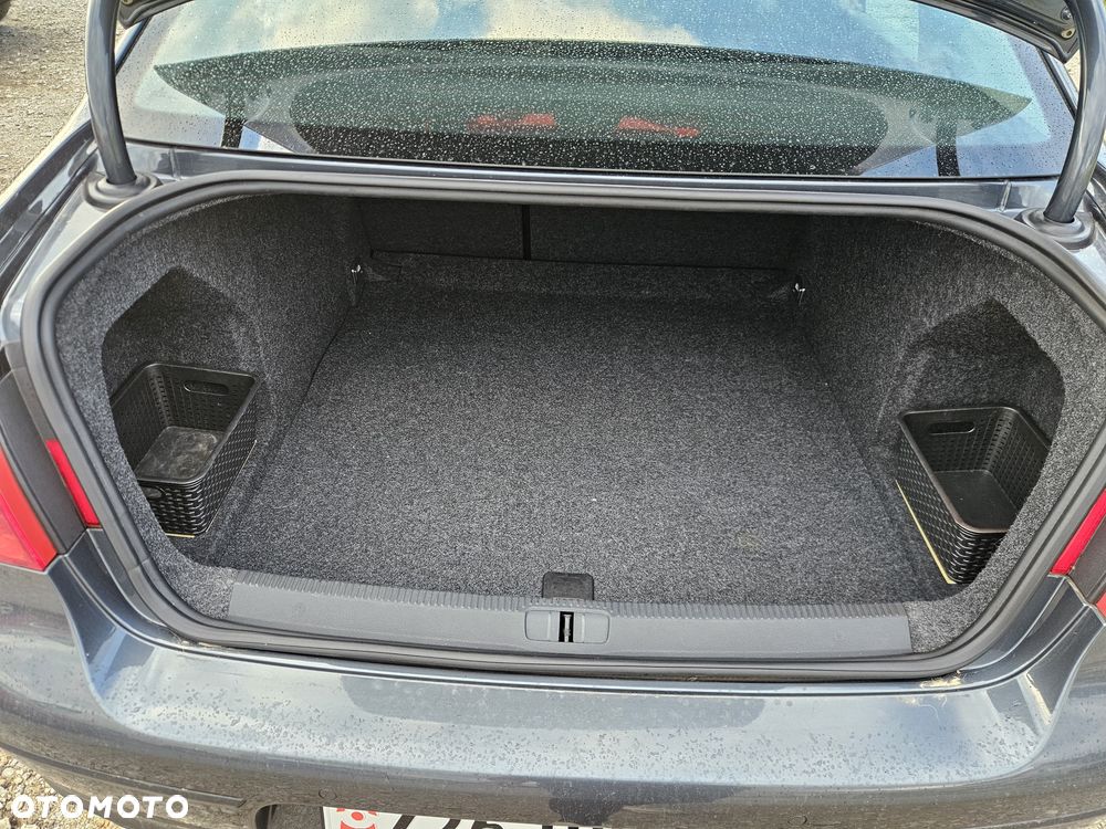 Volkswagen Passat 2009