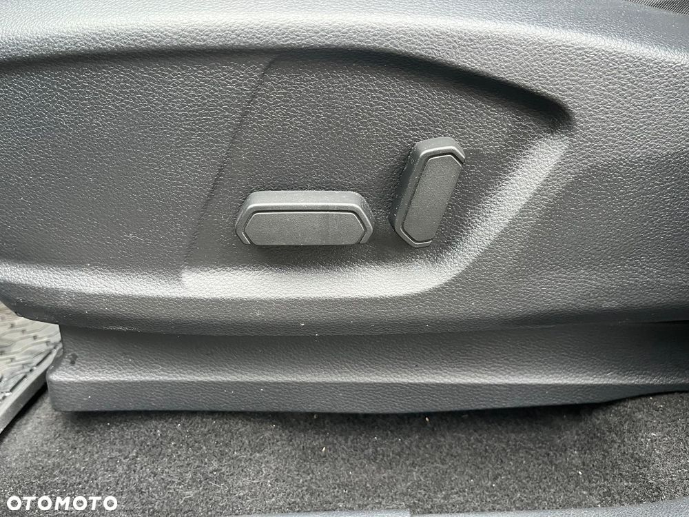 Ford Ranger 2.0 EcoBlue 4x4 DC Wildtrak - 22