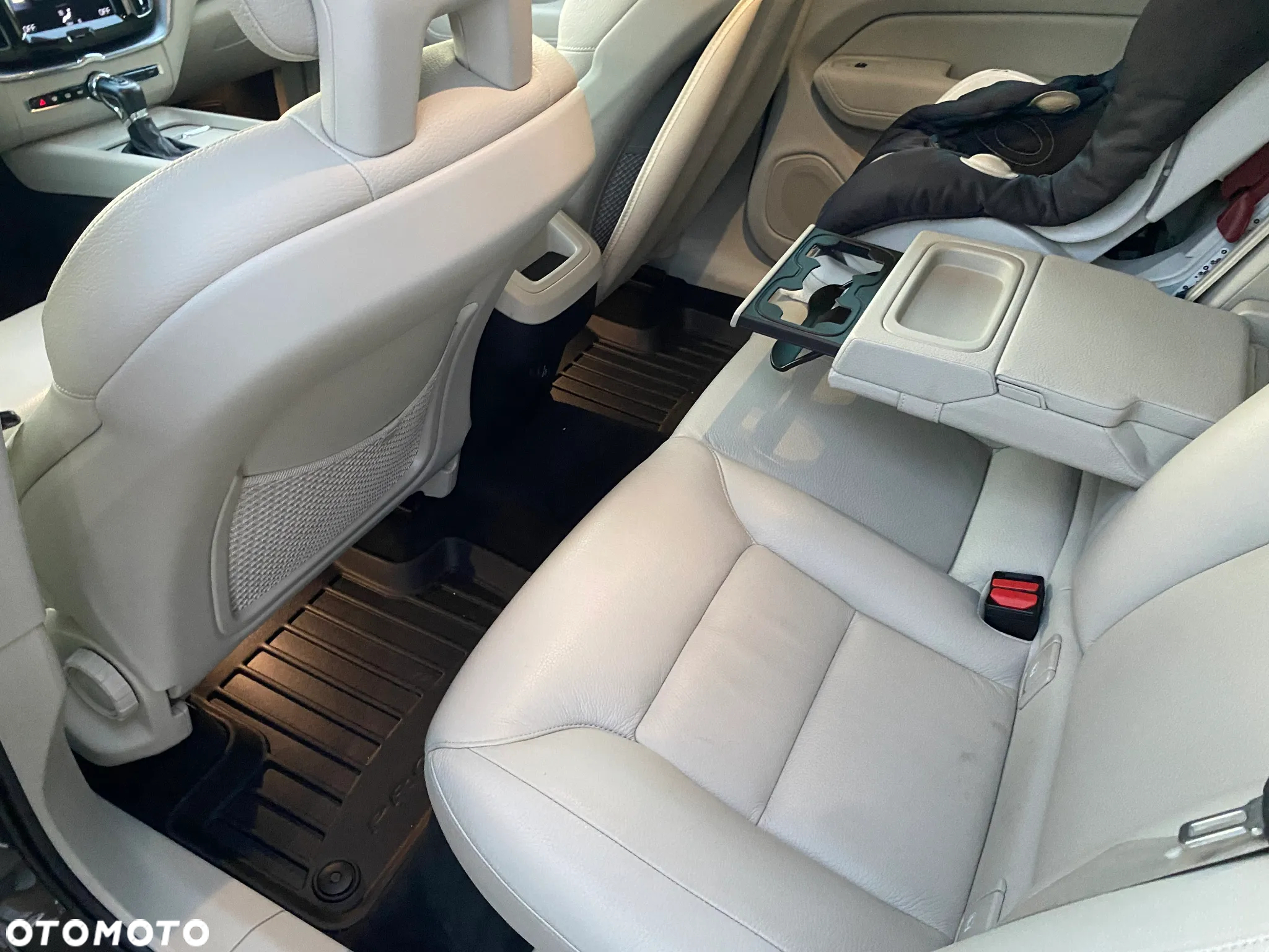Volvo XC 60 D4 AWD Geartronic Momentum - 7