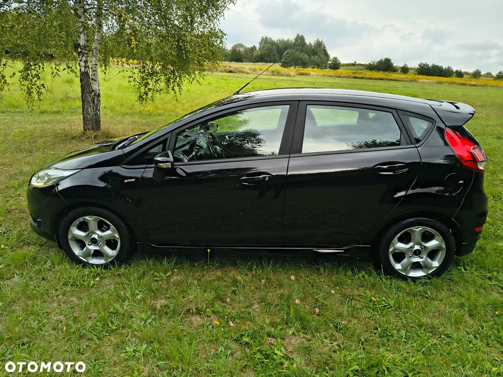 Ford Fiesta - 11