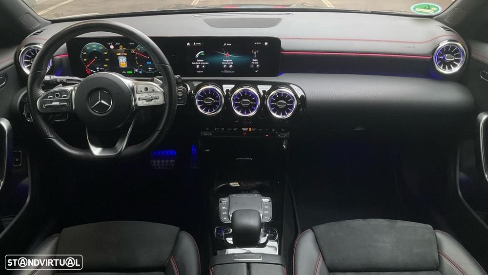 Mercedes-Benz CLA 250 e 8G-DCT AMG Line - 4