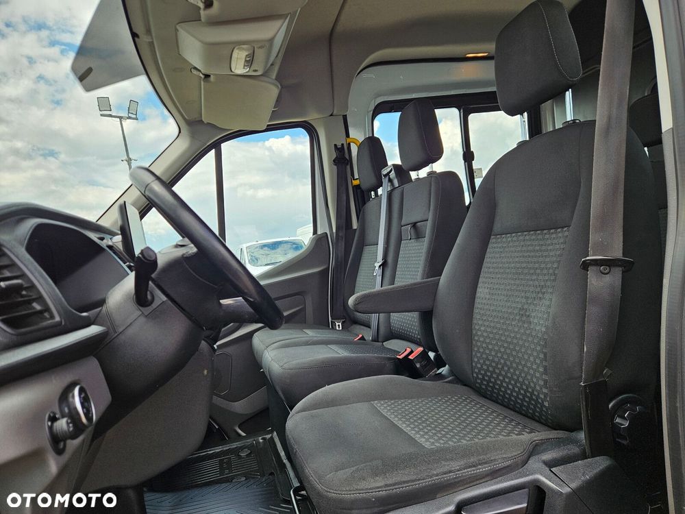 Ford transit L2H2 *59999zł NETTO* Brygadówka 6 osób 2.0TdCi/131KM - 18