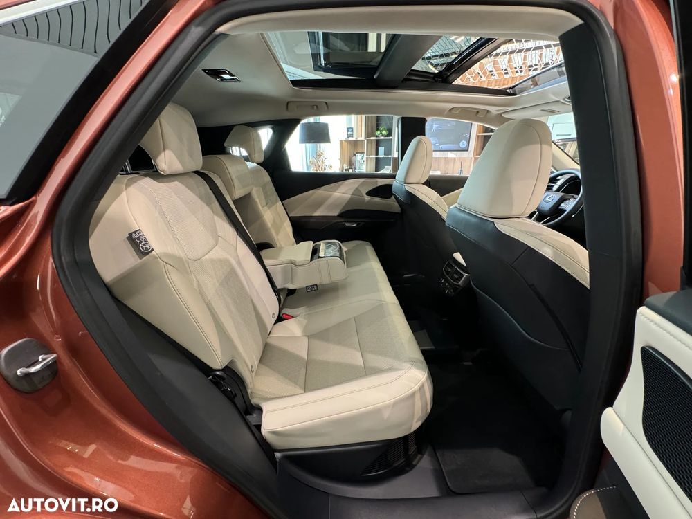 Lexus Seria RX 450h+ E-Four PHEV Executive - 25