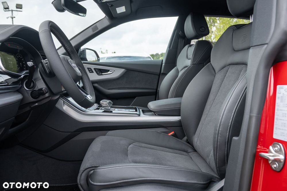 Audi Q8 - 15
