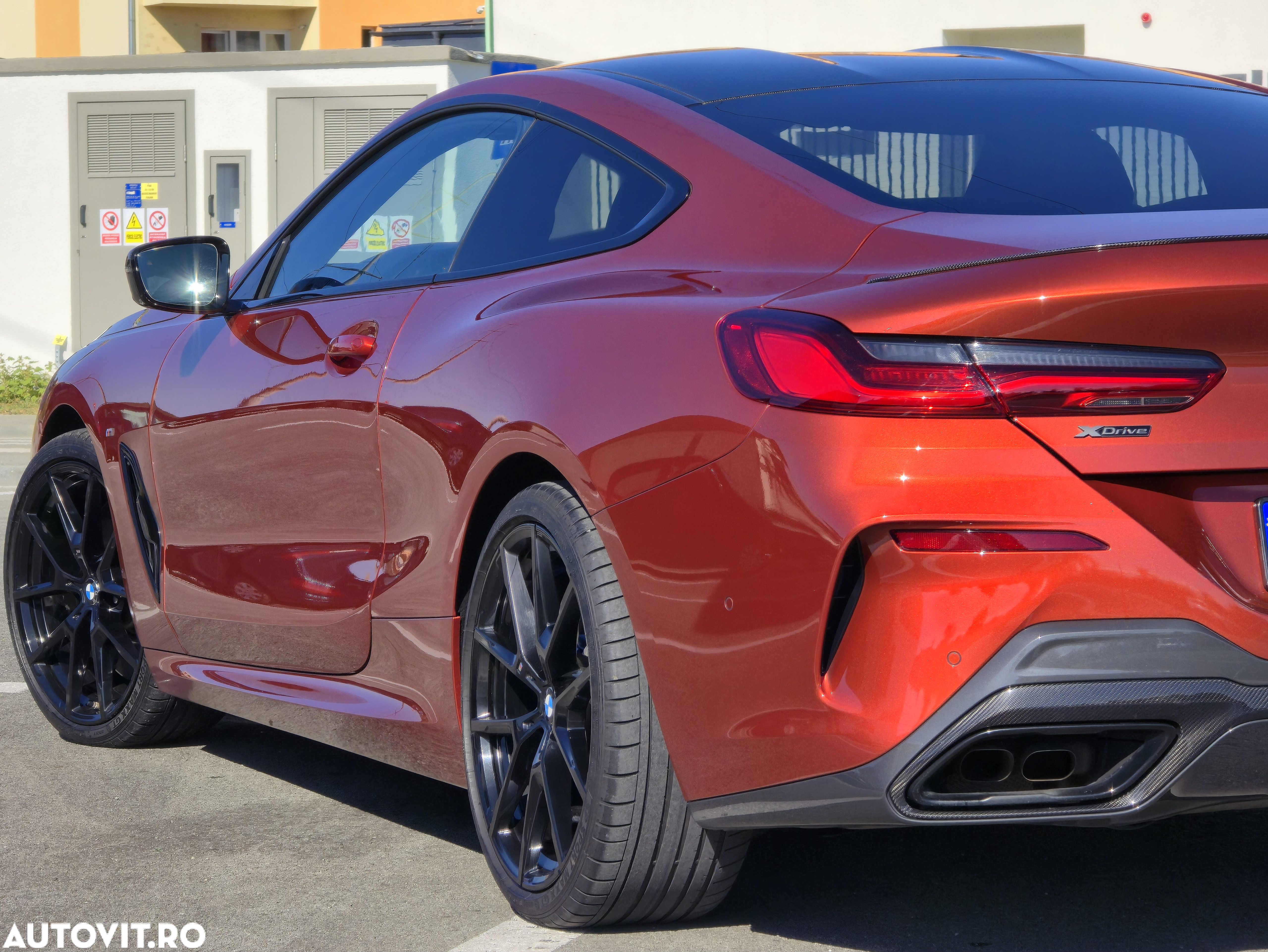 BMW M8 M850i xDrive AT - 12