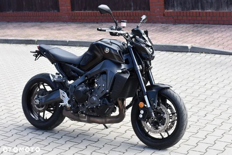 Yamaha MT - 4