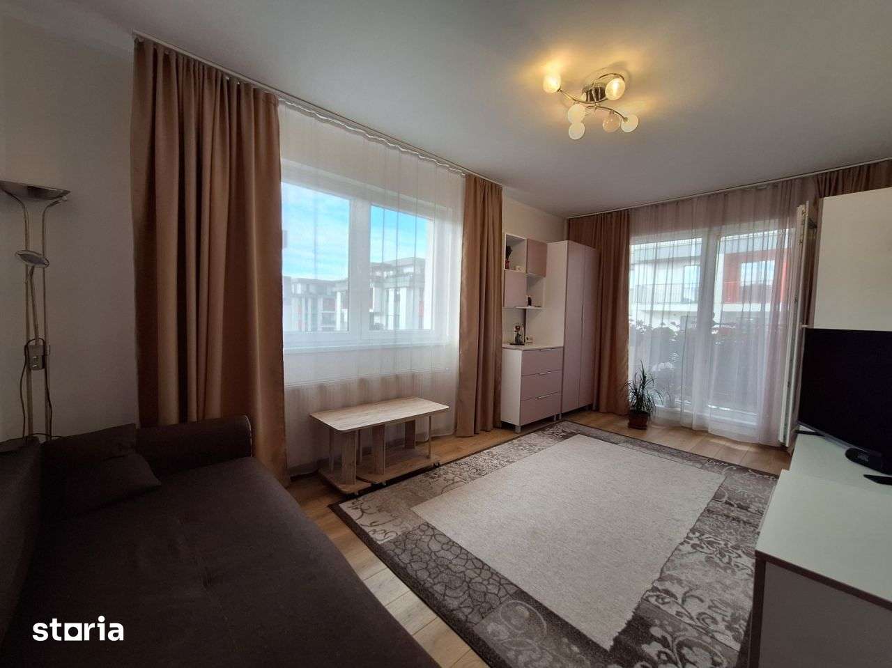 Apartament cu 2 camere, decomandat, 50 mp, balcon, zona Abatorului — fotografia 1