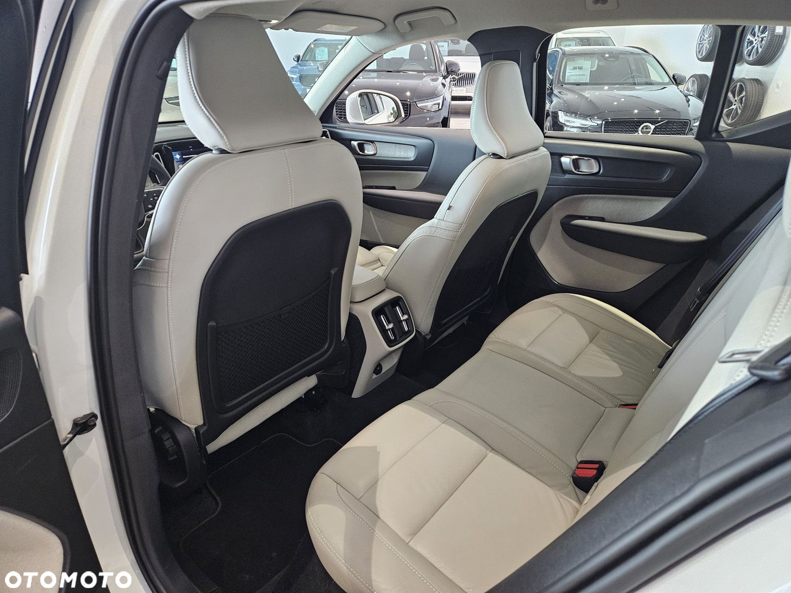 Volvo XC 40 - 13