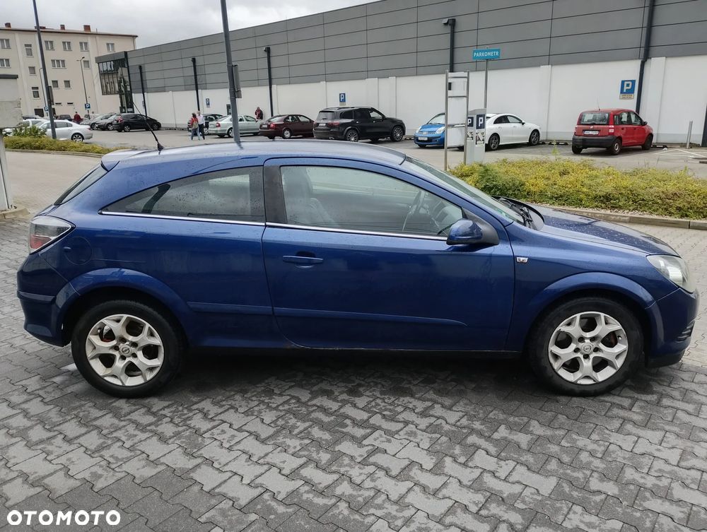 Opel Astra 1.9 CDTI DPF Edition - 4