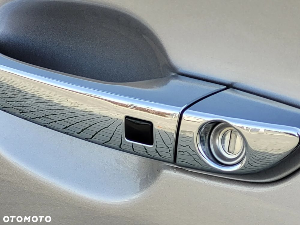 Hyundai Tucson 2.0 CRDI 2WD Style - 25