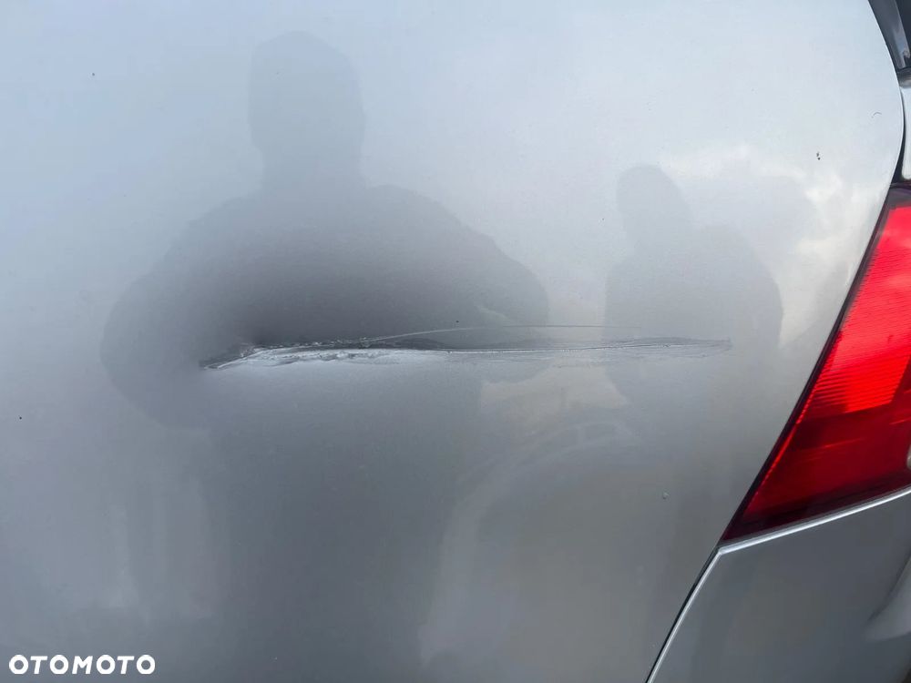 Volkswagen Golf Standard - 23