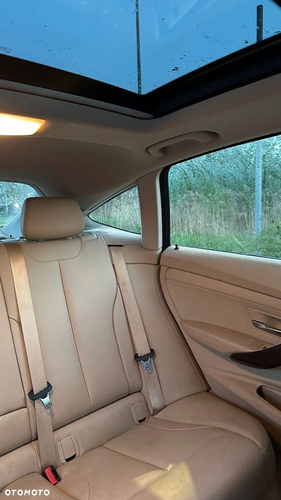 BMW 3GT 320d Luxury Line - 11