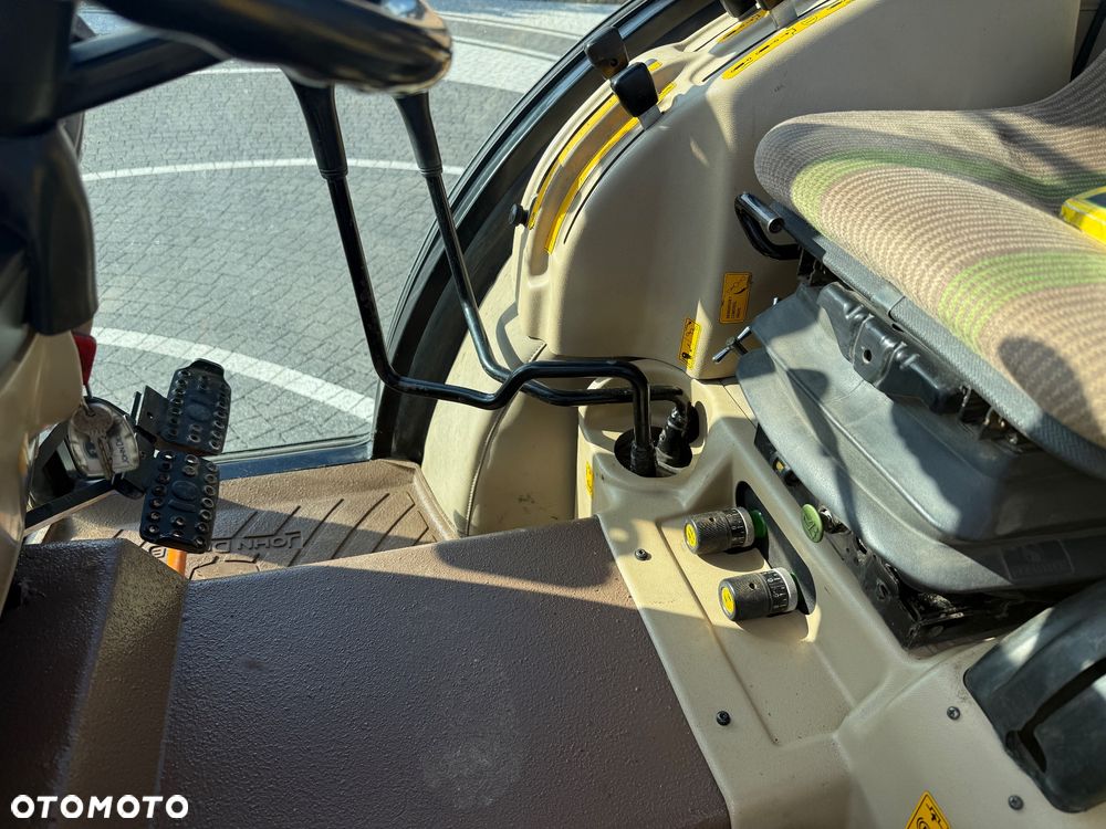 John Deere 5510N - 11