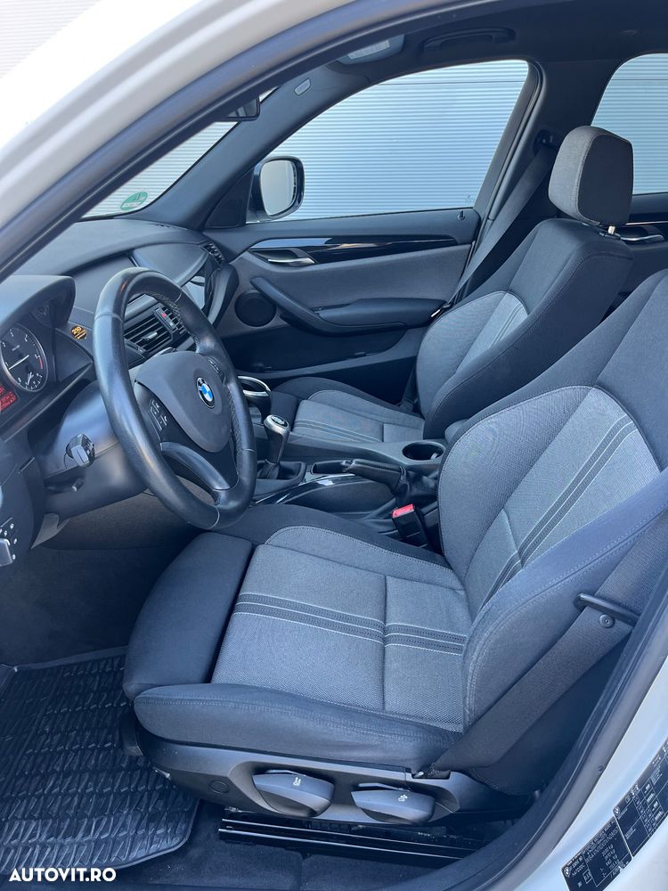 BMW X1 sDrive18d Sport Line - 14