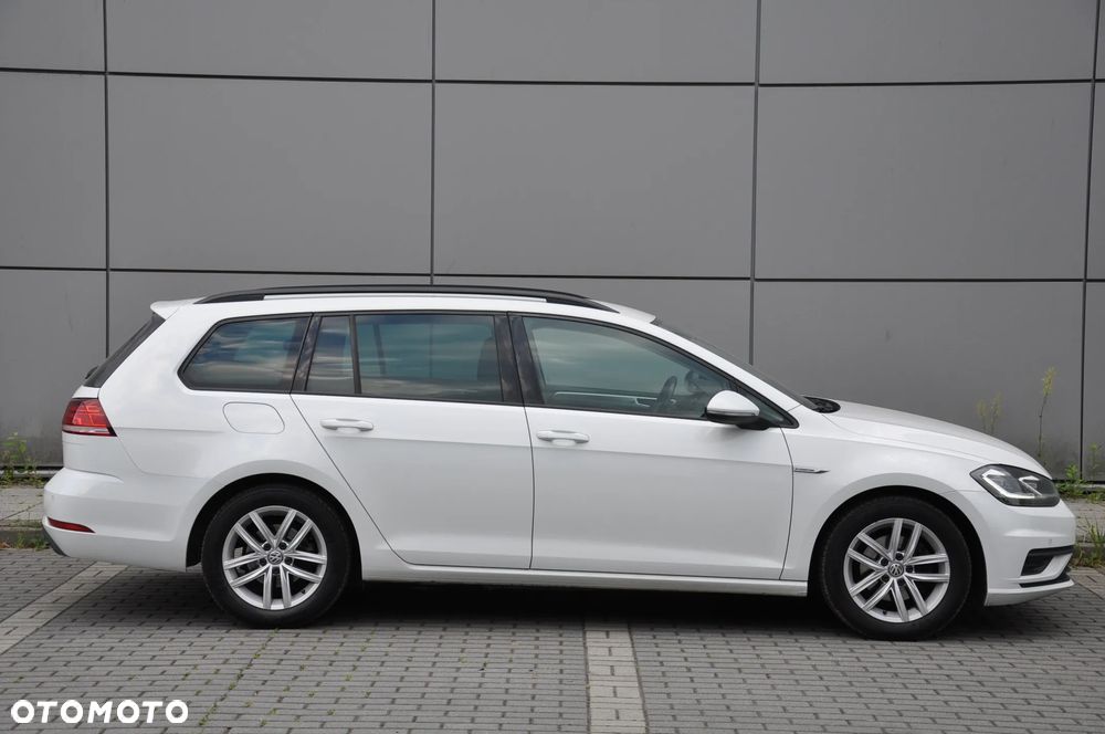 Volkswagen Golf 1.5 TSI BMT Comfortline - 8