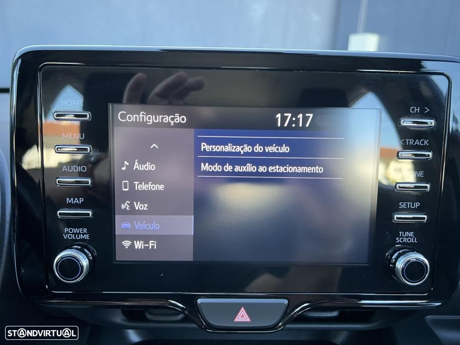 Toyota Yaris 1.5 HDF Comfort Plus - 37