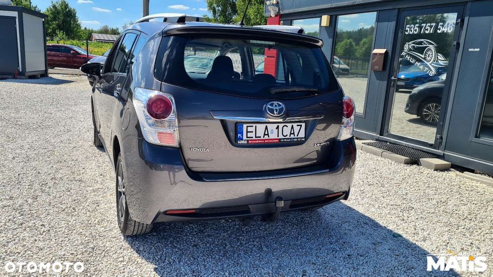Toyota Verso - 33