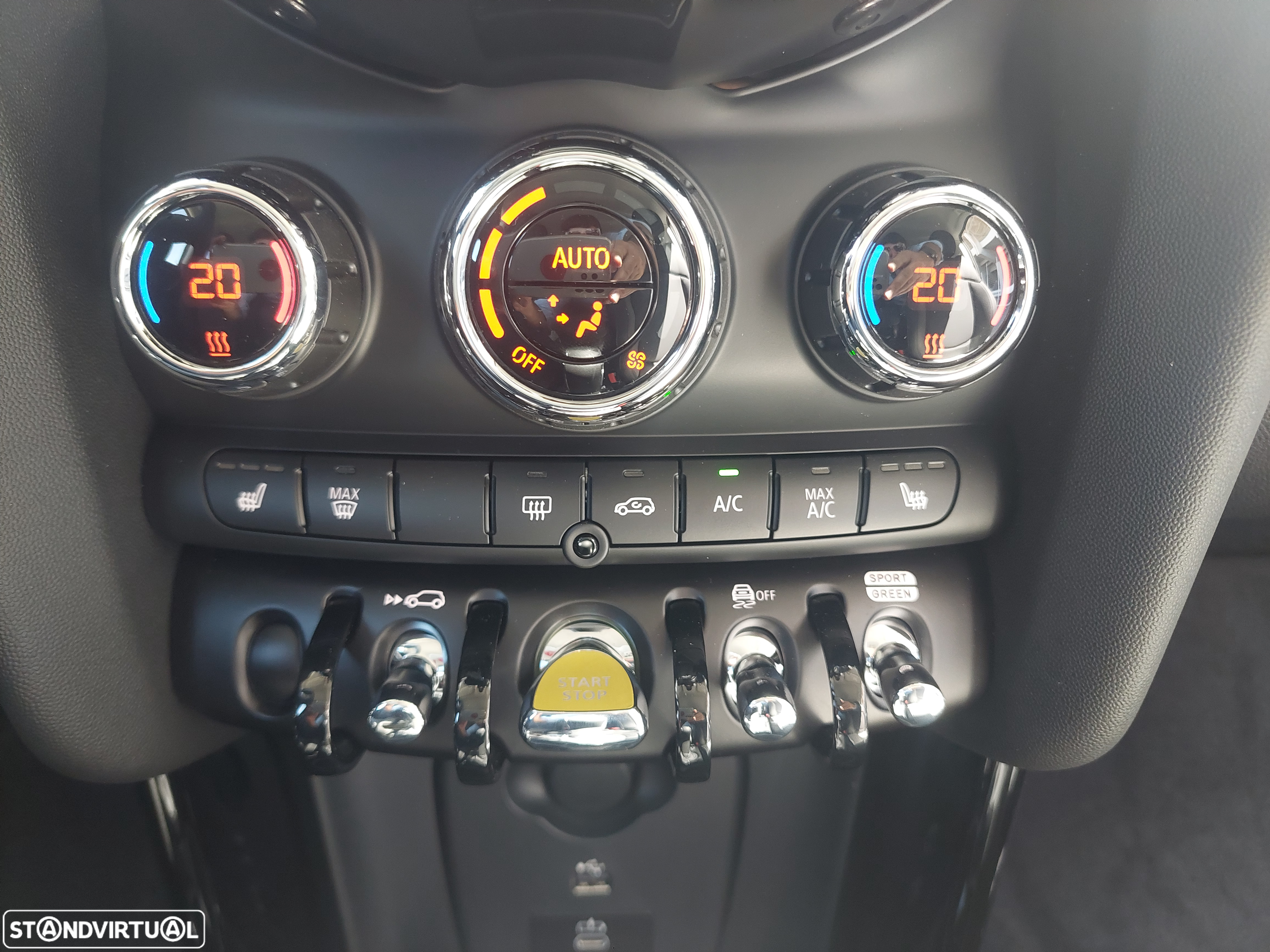 MINI 3 Portas Cooper E Classic - 19