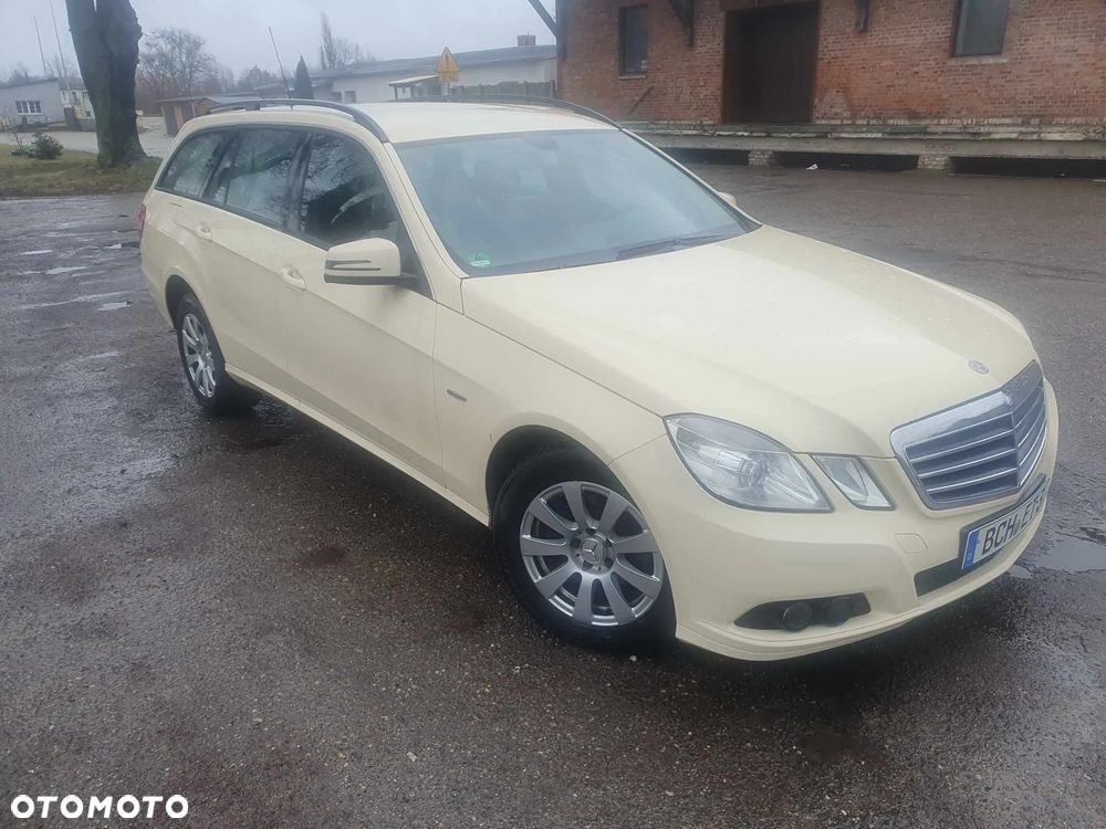 Mercedes-Benz Klasa E 200 BlueTEC 7G-TRONIC Classic - 2