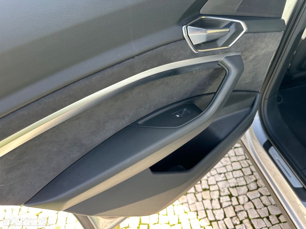 Audi e-tron Sportback 55 quattro S line - 25