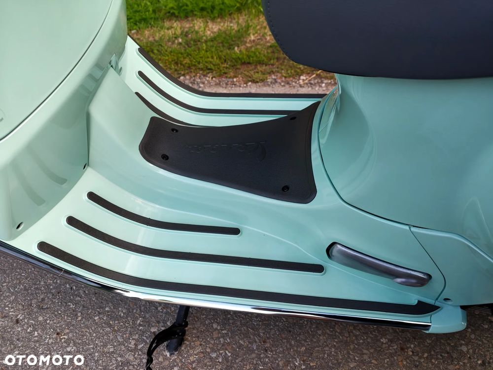 Piaggio Vespa - 15