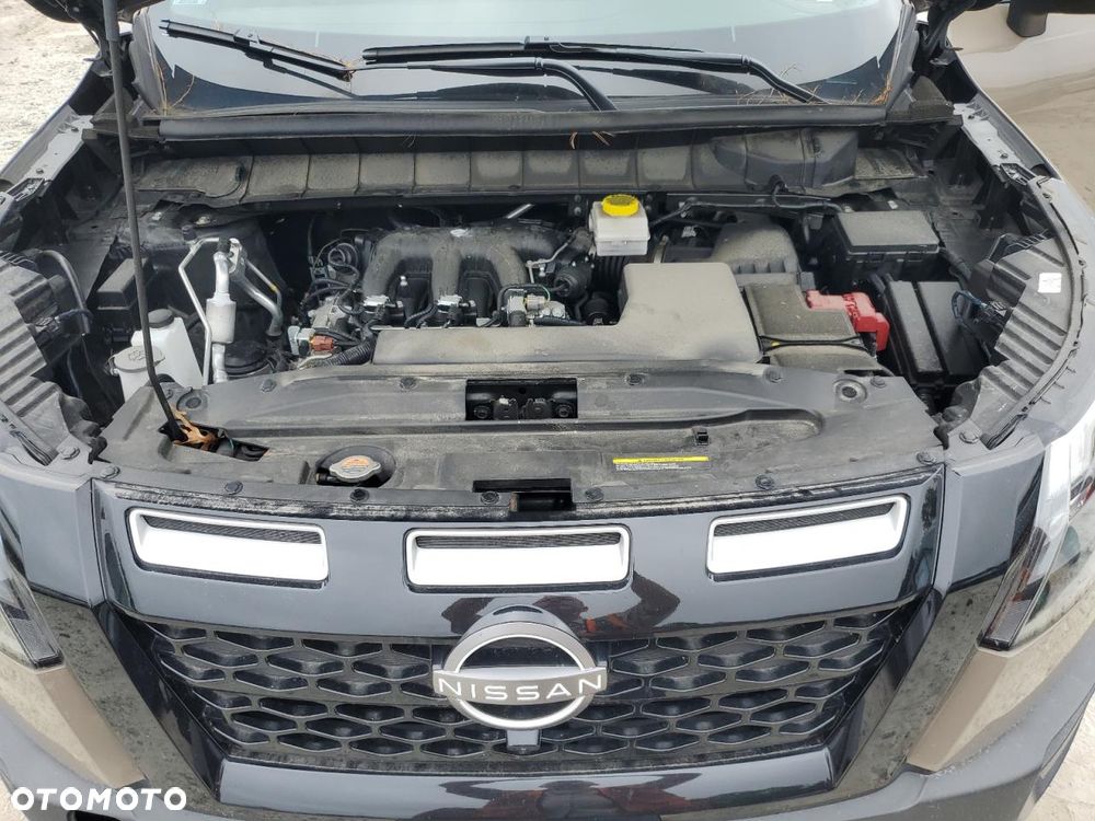 Nissan Pathfinder - 9