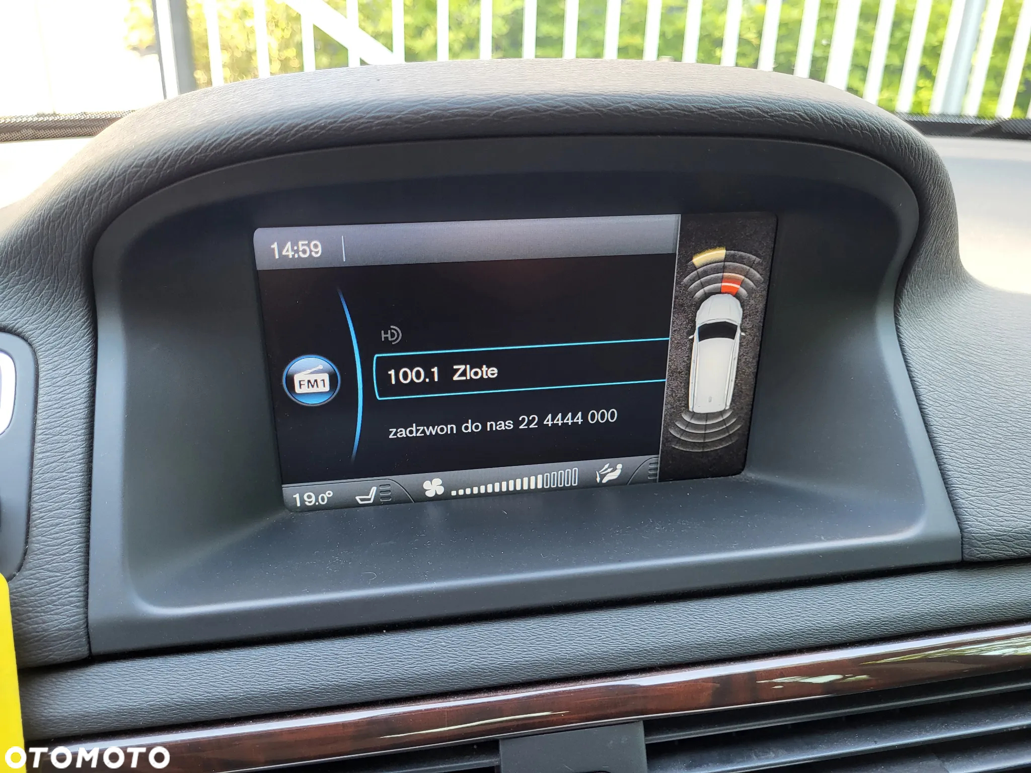 Volvo XC 70 T6 AWD Momentum - 13